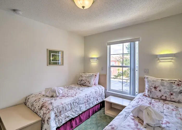 Cozy Kissimmee Townhome About 8 Mi To Disney World!