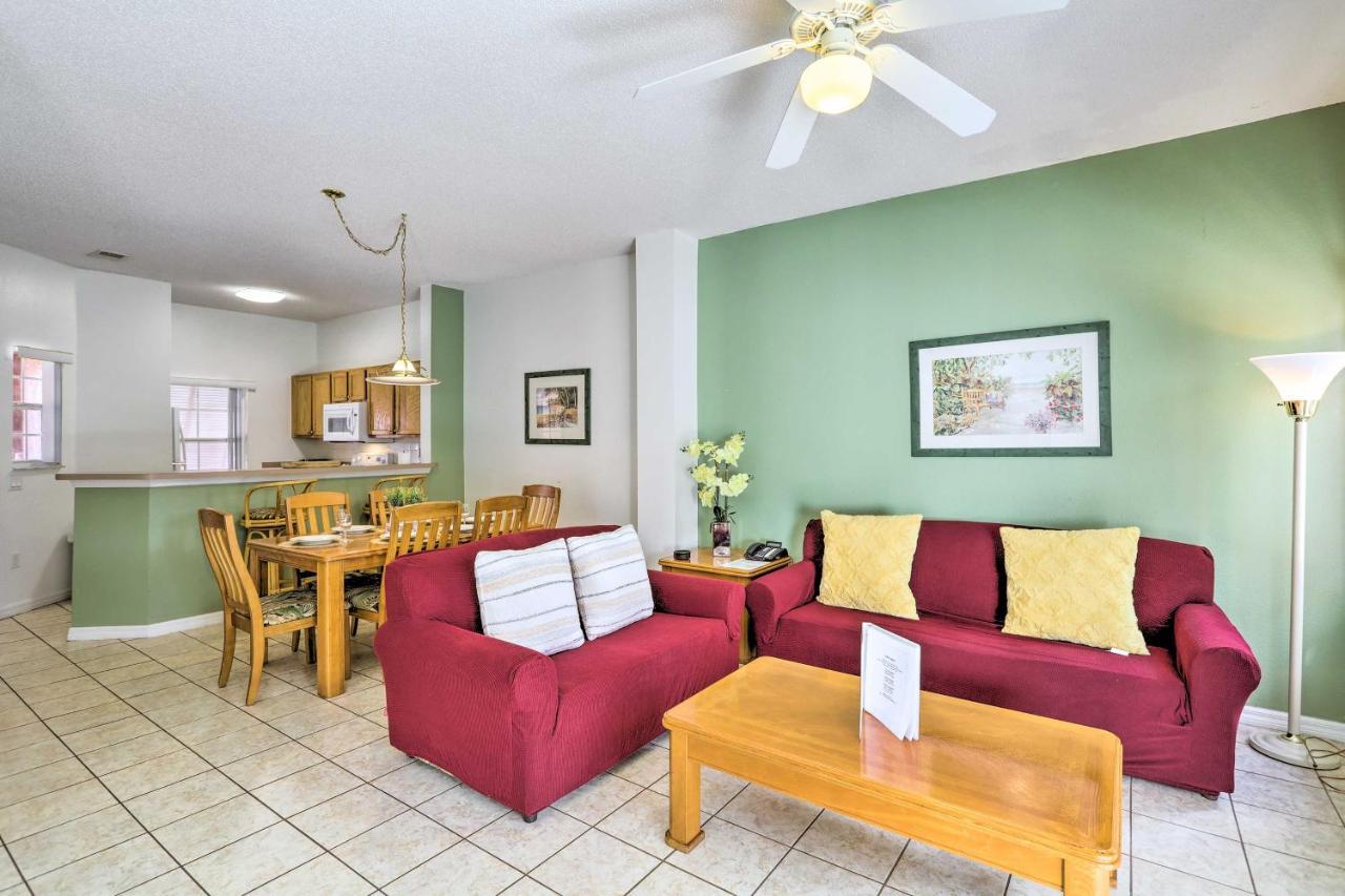 Cozy Townhome About 8 Mi To World! *