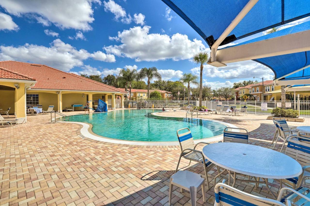 Cozy Townhome About 8 Mi To World! Сasa de vacaciones *