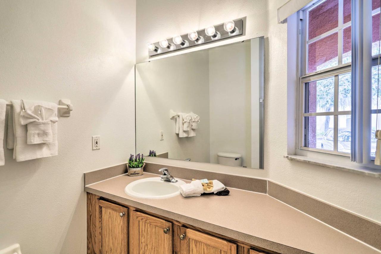 Cozy Townhome About 8 Mi To World! * Kissimmee